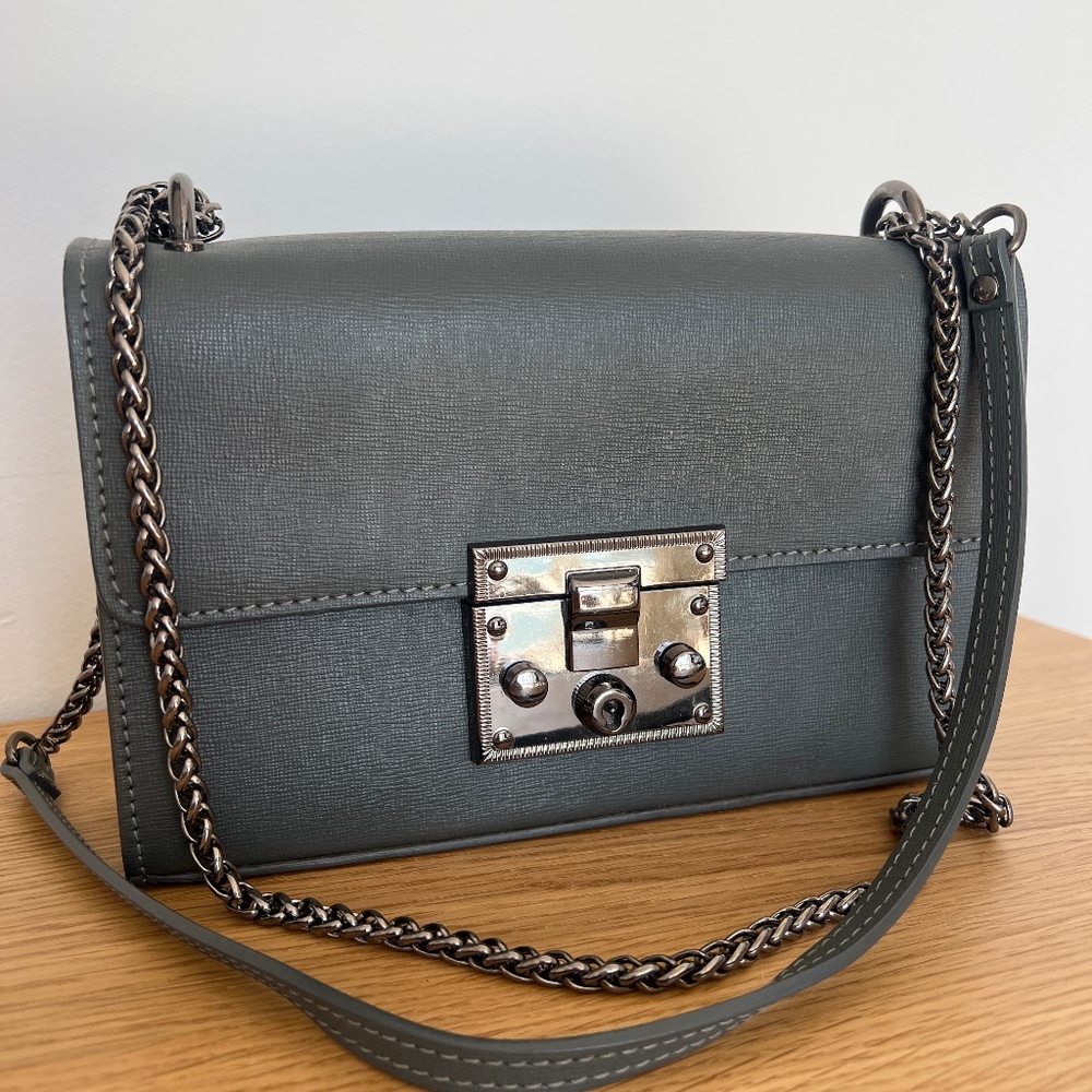 Camellia Roma grey box bag with chain strap